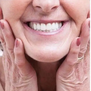 Sonrisa más blanca y uniforme en segundos